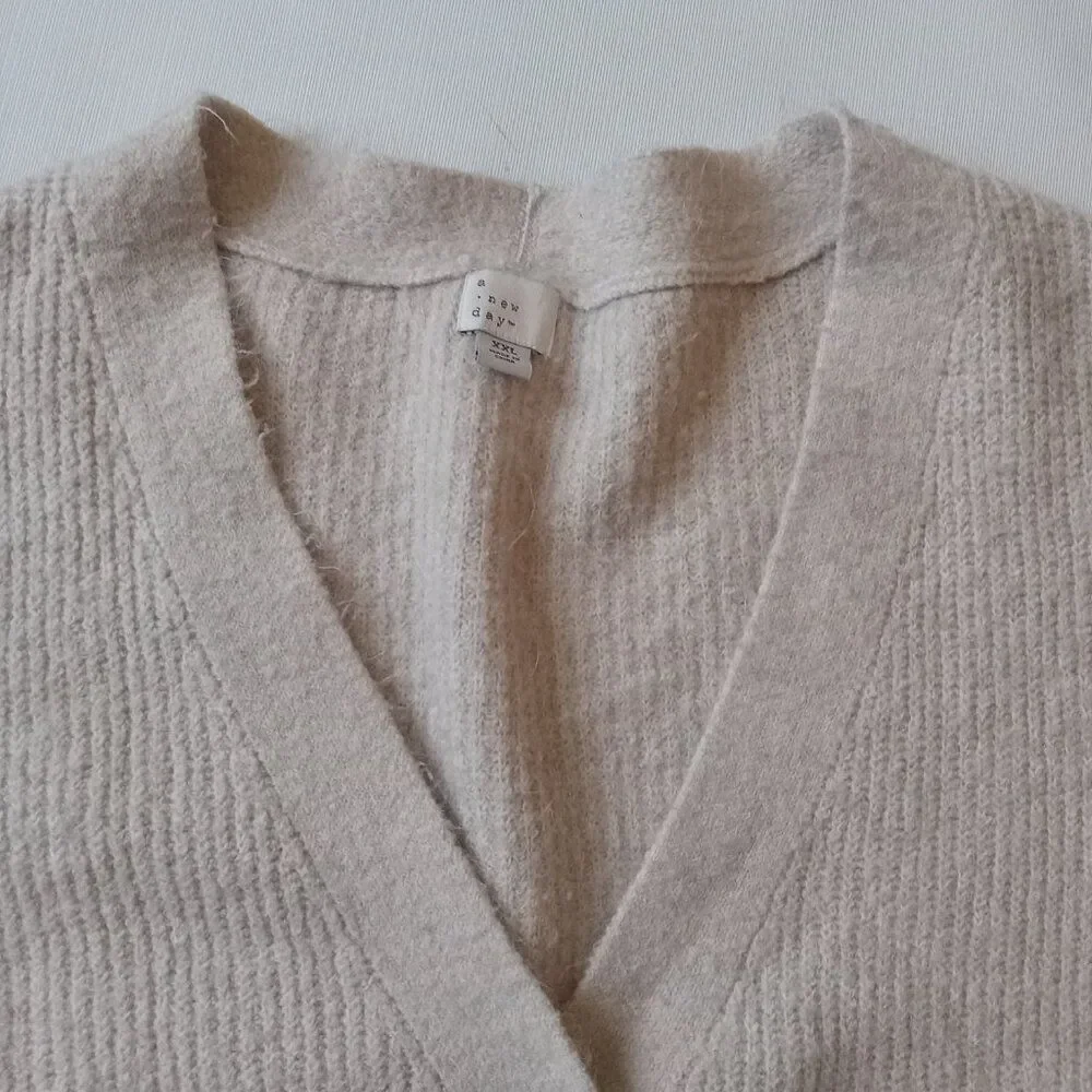 A New Day Beige Cream Plus Size Fuzzy Button Up V-Neck Cardigan Sweater Size XXL